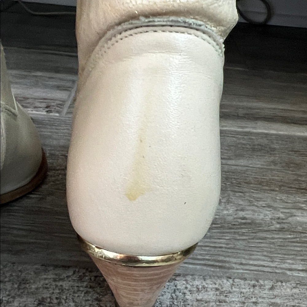 Dingo Cream Western Boots - Picture 7 of 9